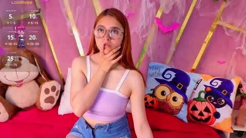 Snapshot of milleyjones_ chatting on 10-21-25, 07:58 milleyjones_ online show from 10-21-25, 07:58