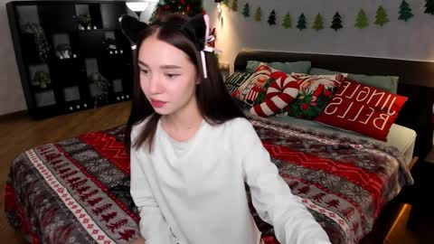 Snapshot of milli_brownn chatting on 12-19-24, 10:24 Milli online show from 12-19-24, 10:24
