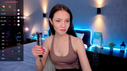 Snapshot of milli_brownn chatting on 01-19-25, 10:50 Milli online show from 01-19-25, 10:50