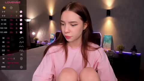 Snapshot of milli_brownn chatting on 03-04-25, 08:35 Milli online show from 03-04-25, 08:35
