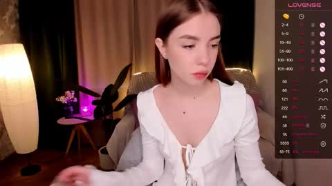 Snapshot of milli_brownn chatting on 09-13-25, 08:14 Milli online show from 09-13-25, 08:14