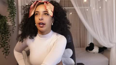 millie_volturi online show from 05-27-26, 12:24