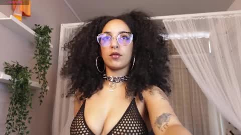 millie_volturi online show from 05-29-26, 01:31