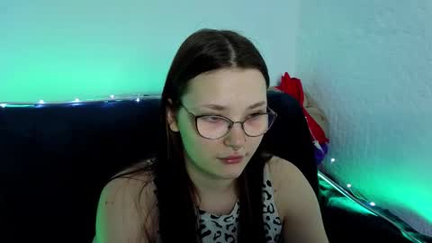 Snapshot of milliedoll chatting on 09-24-25, 08:28 Millie online show from 09-24-25, 08:28