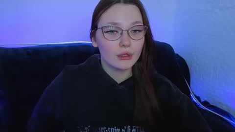 Snapshot of milliedoll chatting on 10-01-25, 08:31 Millie online show from 10-01-25, 08:31