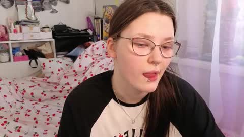 Millie online show from 02-25-26, 08:13