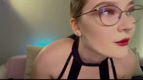 Millie online show from 07-09-26, 02:59