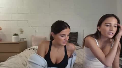 Snapshot of milliemayyyy chatting on 02-25-26, 12:53 Millie May online show from 02-25-26, 12:53