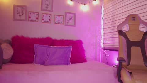 MILLY online show from 02-02-26, 06:50