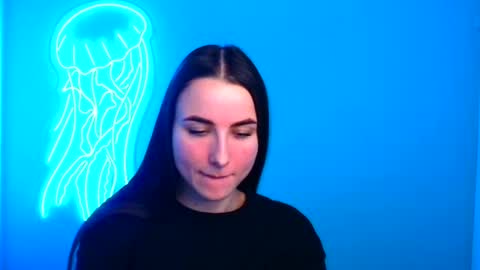 Milly online show from 12-20-24, 10:38