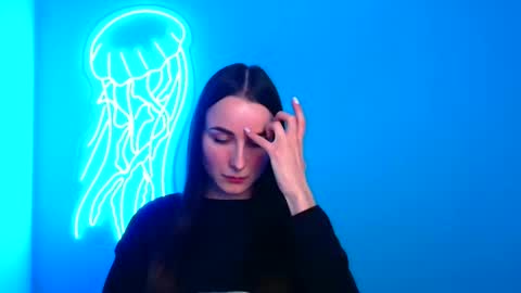 Milly online show from 12-25-24, 12:15