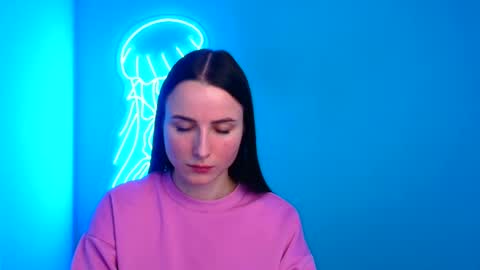 Milly online show from 02-19-25, 10:23