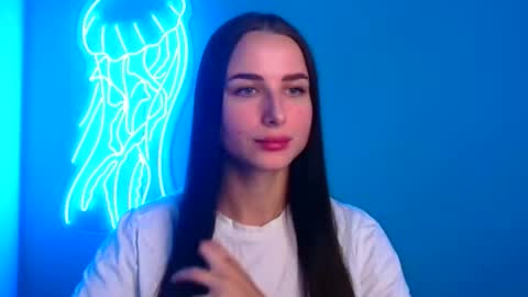 Milly online show from 09-29-25, 11:04