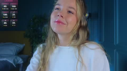 Milly    online show from 09-26-25, 06:39