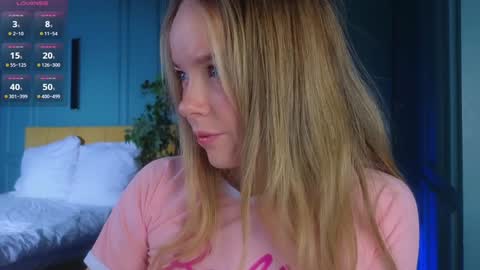 Milly    online show from 12-17-25, 06:52