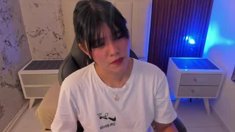 Snapshot of millyevans1 chatting on 04-01-26, 02:56 millyevans1 online show from 04-01-26, 02:56