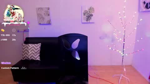 Snapshot of millysandler chatting on 01-06-25, 06:41 Milly online show from 01-06-25, 06:41