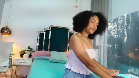 Snapshot of milu_brunnete chatting on 06-06-26, 12:32 milu_brunnete online show from 06-06-26, 12:32
