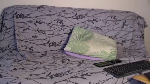 Snapshot of miluegin chatting on 11-20-25, 08:36 Noah online show from 11-20-25, 08:36