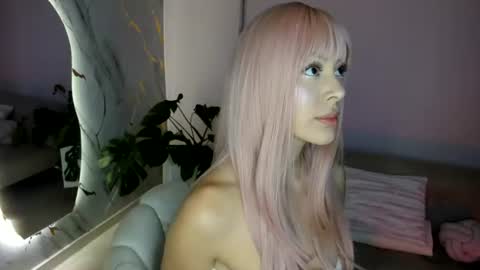 Snapshot of miluuu_kai chatting on 07-16-26, 12:11 Milu online show from 07-16-26, 12:11