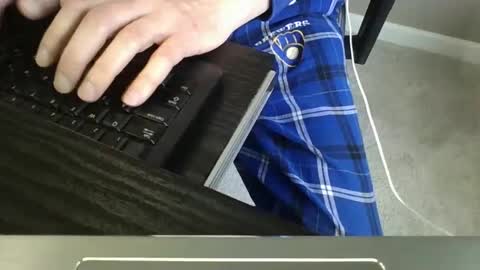 Snapshot of milwaukeebadger24 chatting on 01-22-25, 09:43 milwaukeebadger24 online show from 01-22-25, 09:43