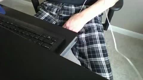 Snapshot of milwaukeebadger24 chatting on 02-14-25, 10:04 milwaukeebadger24 online show from 02-14-25, 10:04