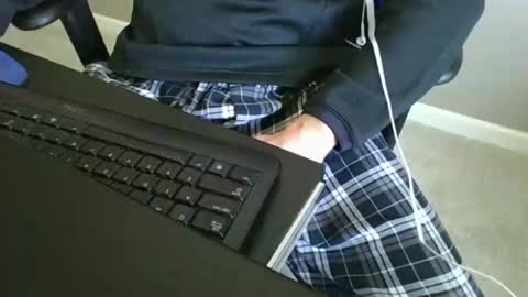 Snapshot of milwaukeebadger24 chatting on 02-21-25, 07:54 milwaukeebadger24 online show from 02-21-25, 07:54