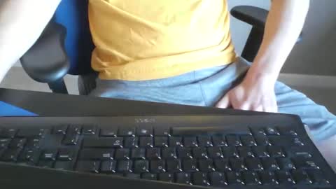 Snapshot of milwaukeebadger24 chatting on 11-16-25, 03:17 milwaukeebadger24 online show from 11-16-25, 03:17