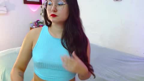 mily_baker online show from 09-10-25, 06:08