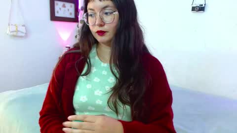 mily_baker online show from 05-25-26, 07:20