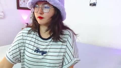 mily_baker online show from 06-01-26, 11:28