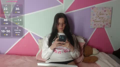 Snapshot of mily_miley chatting on 03-10-25, 03:20 Mily Miley online show from 03-10-25, 03:20