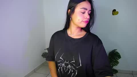 Mily Ortiz online show from 03-26-26, 02:55