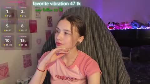 Emily online show from 06-22-26, 07:33