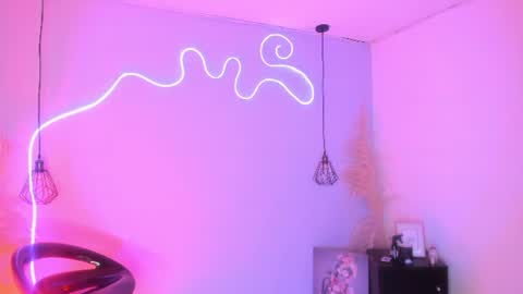 Mily online show from 06-12-26, 02:43