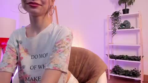 Mimi online show from 05-30-26, 01:52