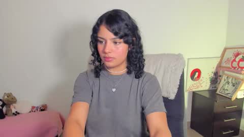 Mimii  online show from 04-20-26, 02:36