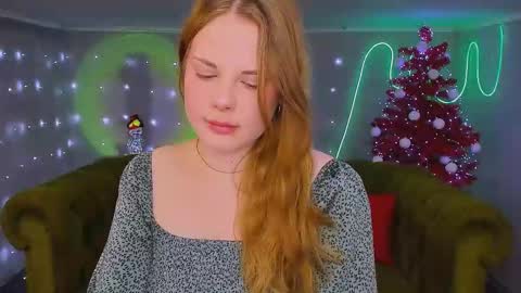 Kelly online show from 12-04-24, 06:11