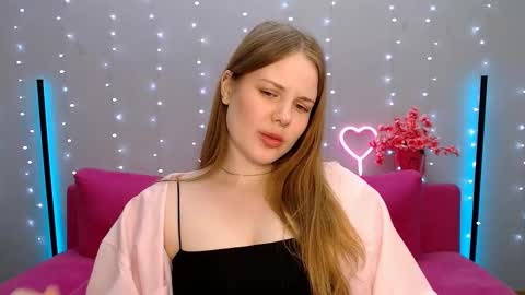 Kelly online show from 02-19-25, 05:38