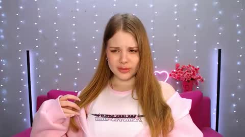 Kelly online show from 03-03-25, 05:09