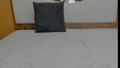 Snapshot of mimixo99 chatting on 10-23-25, 07:34 mimixo99 online show from 10-23-25, 07:34