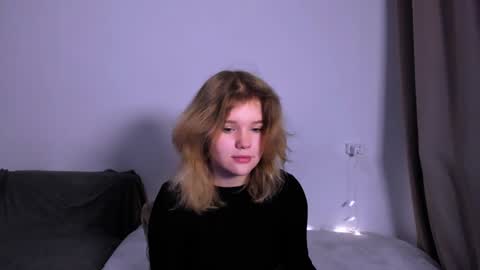 hi Im Mina  online show from 12-06-24, 01:29