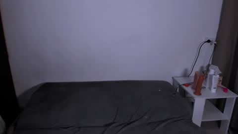 hi Im Mina  online show from 02-07-25, 01:15