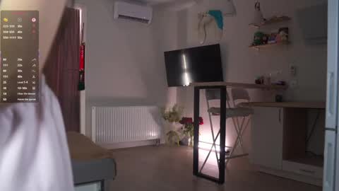 Mira online show from 05-08-26, 02:11