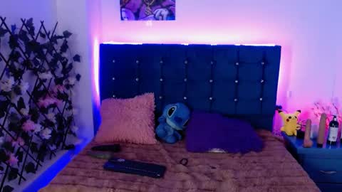 minami_nakamura online show from 03-06-25, 09:42