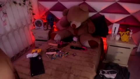 minami_nakamura online show from 06-20-26, 04:04