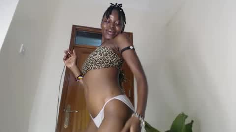 minatah6 online show from 11-18-25, 03:38