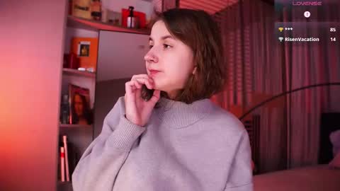 Frances  Next streams Thu Fri Sat 8am -  4pm GMT3 online show from 02-03-26, 06:22