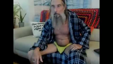 Snapshot of mindphuk chatting on 11-03-25, 02:46 mindphuk online show from 11-03-25, 02:46