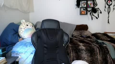 Snapshot of mindymars chatting on 01-03-25, 08:22 Mindy Mars online show from 01-03-25, 08:22